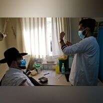 חיסוני קורונה בבני־ברק. | AFP