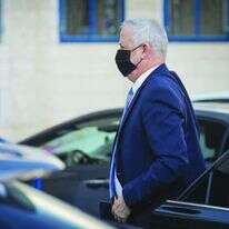 גנץ בכניסה למשרד המשפטים בירושלים, השבוע. | אוליבייה פיטוסי, פלאש 90