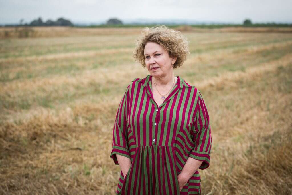 ראש עמוס באסוציאציות. אגי משעול. | אבישג שאר-ישוב