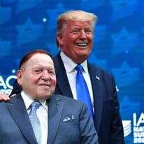 אדלסון עם נשיא ארה"ב דונלד טראמפ בכנס ה-IAC. | AFP