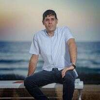 נעם חדד. | אנצ'ו גוש, ג'יני