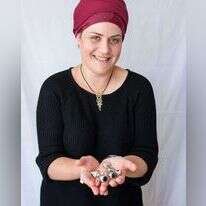 שירלי מתתיה. | אביטל הירש