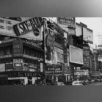 בתי קולנוע בברודווי, ניו יורק, 1947. | גטי אימג'ס