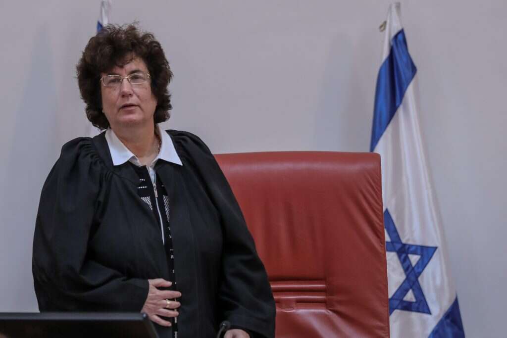 דפנה ברק-ארז. | אורן בן חקון