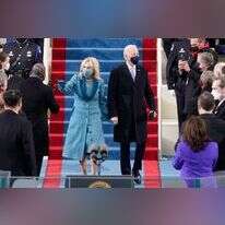 ביידן ורעייתו בטקס ההשבעה אמש. | AFP