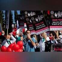 מחאת צוותי בתי החולים בירושלים מול משרד האוצר. | יונתן זינדל, פלאש 90