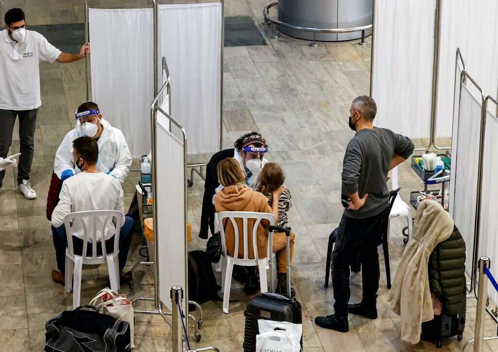 בדיקות קורונה. | AFP