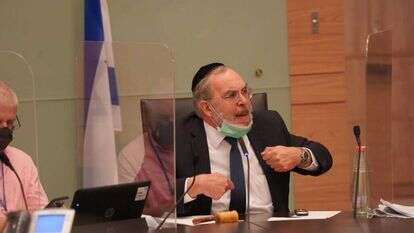 ח"כ יעקב אשר בדיון על חוק הקנסות. | שמוליק גרוסמן, דוברות הכנסת