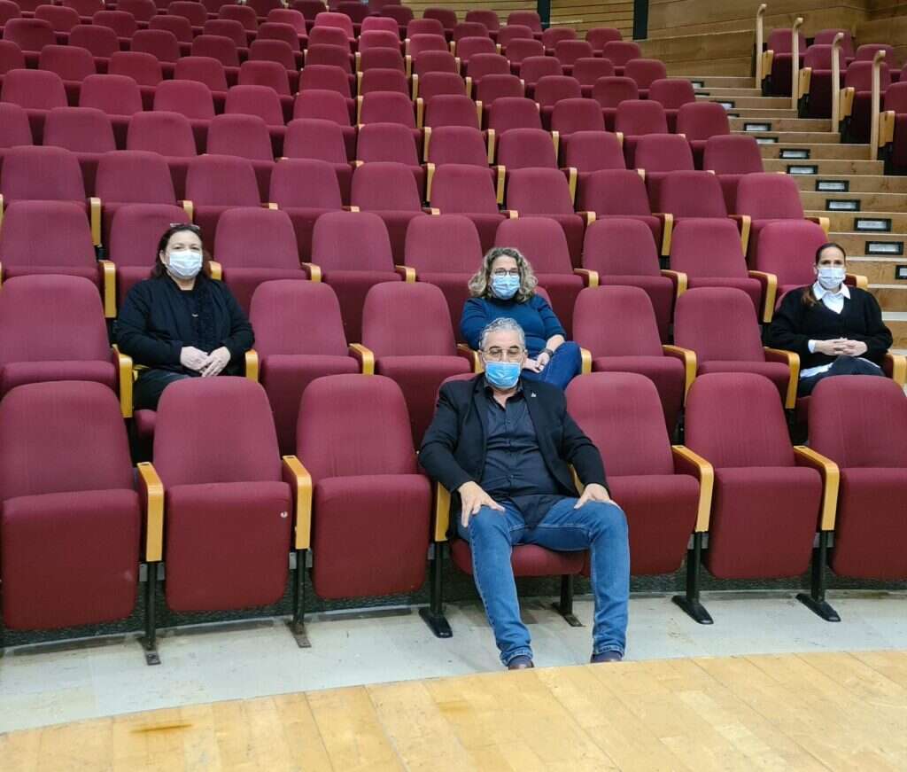 החוקרות יחד עם ראש העיר. | קובי אלנבוגן החוקרות יחד עם ראש העיר. | קובי אלנבוגן