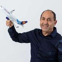 רמי לוי. | אבישג שאר-ישוב