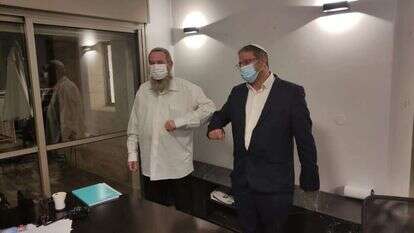 איתמר בן גביר ואבי מעוז במעמד החתימה על ריצה משותפת. | מטה עוצמה-נעם