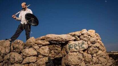 אייל ניומן. | אריק סולטן