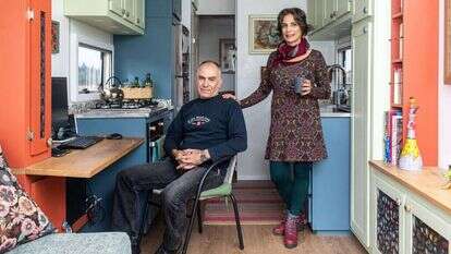 הזוג פולקמן־מנדיל. | אבישג שאר־ישוב