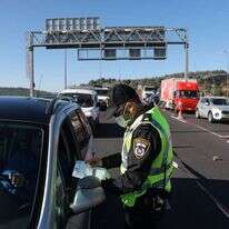 מחסום משטרתי בירושלים, ינואר 2021. | EPA