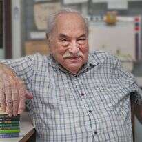 ספרות הייתה בעיניו הציר המרכזי של כל התרבות היהודית. צבי לוז. | דני זריהן