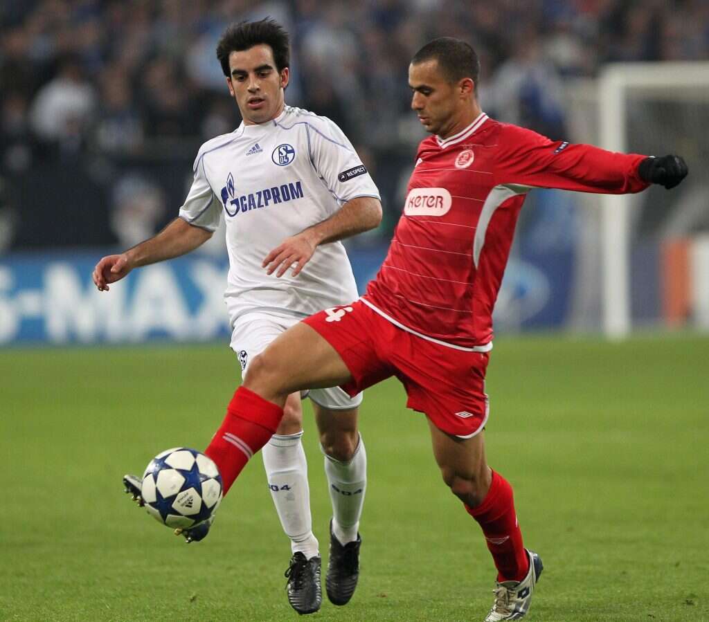 שנות השיא. ורמוט במדי הפועל תל–אביב בליגת האלופות. | AFP