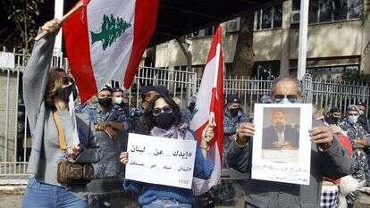 המפגינים בלבנון נגד חיסול העיתונאי לוקמאן סלים. | EPA