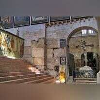 אבני הר הבית של הורדוס בכנסיית אלכסנדר נבסקי בעיר העתיקה. | ABRAHAM GRAICER