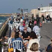 נמל תל אביב לאחר שהוסר הסגר, אתמול. | EPA