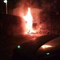 רכב שהוצת ברמלה. | דביר קולא