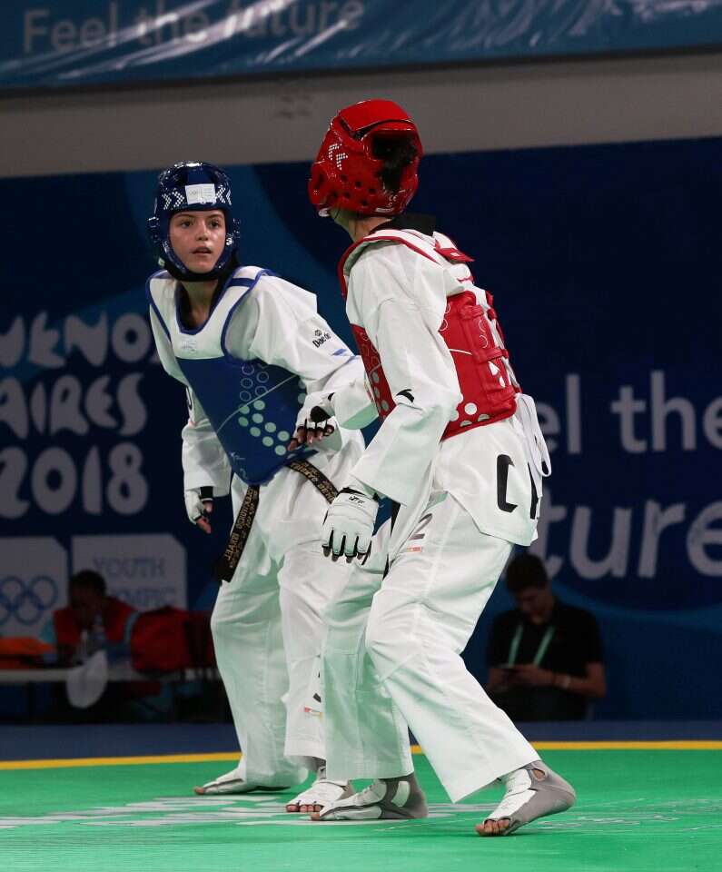 נותנת את כולי. סמברג מתחרה. | Martin Rulsch