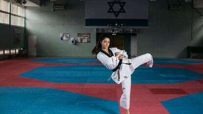 אבישג סמברג. | אבישג שאר-ישוב