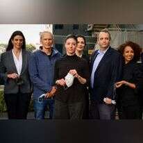 מיכאלי עם מועמדי רשימת העבודה לכנסת. | אבשלום ששוני, פלאש 90