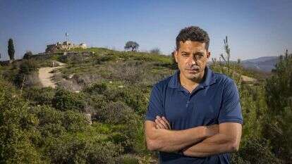 עמיחי שיקלי. | אוליבייה פיטוסי, פלאש 90