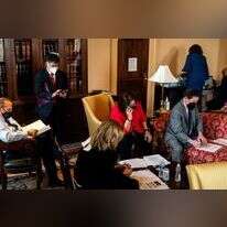 מנהלי משפט ההדחה בסנאט נערכים לנאומיהם בתחילת הדיונים ביום חמישי. | דמטריוס פרימן - הוושינגטון פוסט