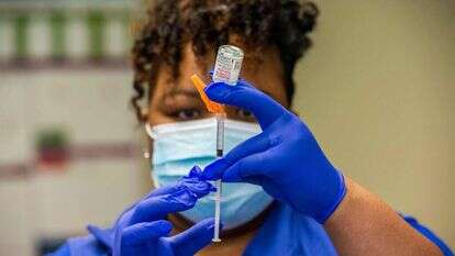 מתחסנים בארה"ב. | גטי אימג'ס