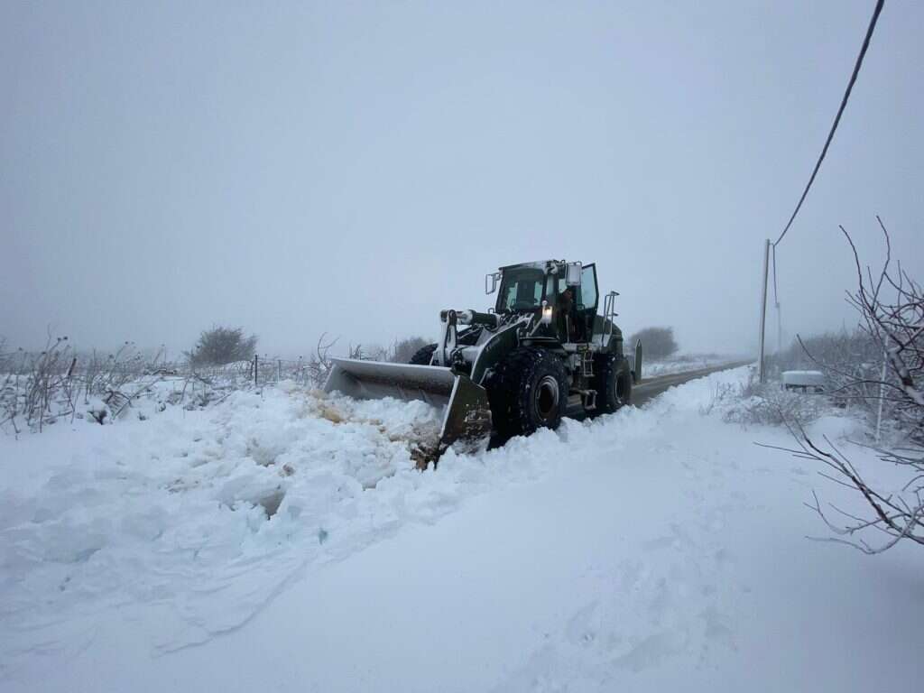פינוי שלג בגולן. | דובר צה"ל