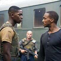 דרוש שיפור ביצוע . "שטח קרב". | באדיבות נטפליקס