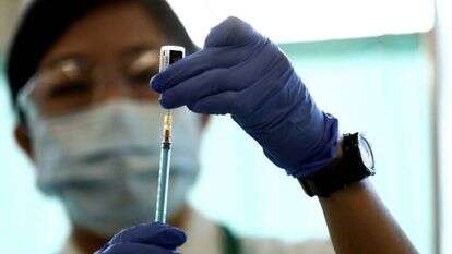 הכנות לחיסון בטוקיו. | AFP