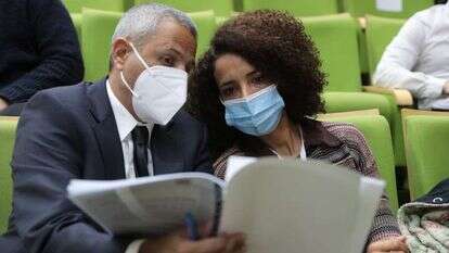 אבתיסאם מראענה בדיון בוועדת הבחירות על הבקשה לפסול את מועמדותה. | לע"מ