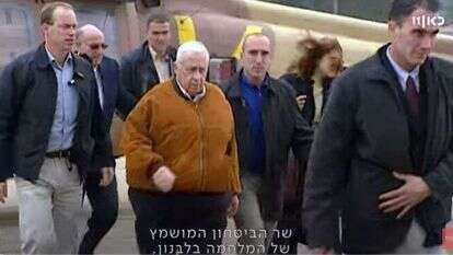 אריק שרון. | מסך מתוך הסדרה על חייו. כאן 11