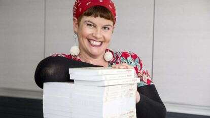 לכתוב זה צורך נפשי. מיכל פרץ. | אוליבייה פיטוסי, פלאש 90