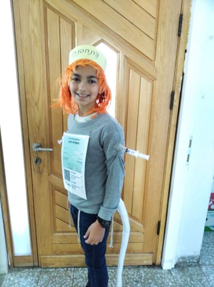 מחוסן עם תופעות לוואי: מלאכי קלימיאן. | אפרת קלימיאן