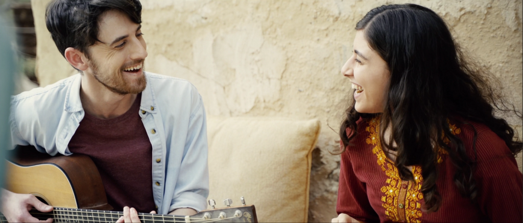 דוד לביא ותמר פילוסוף בקליפ "החולמים אחר השמש". | דניאל אליאור דוד לביא ותמר פילוסוף בקליפ "החולמים אחר השמש". | דניאל אליאור