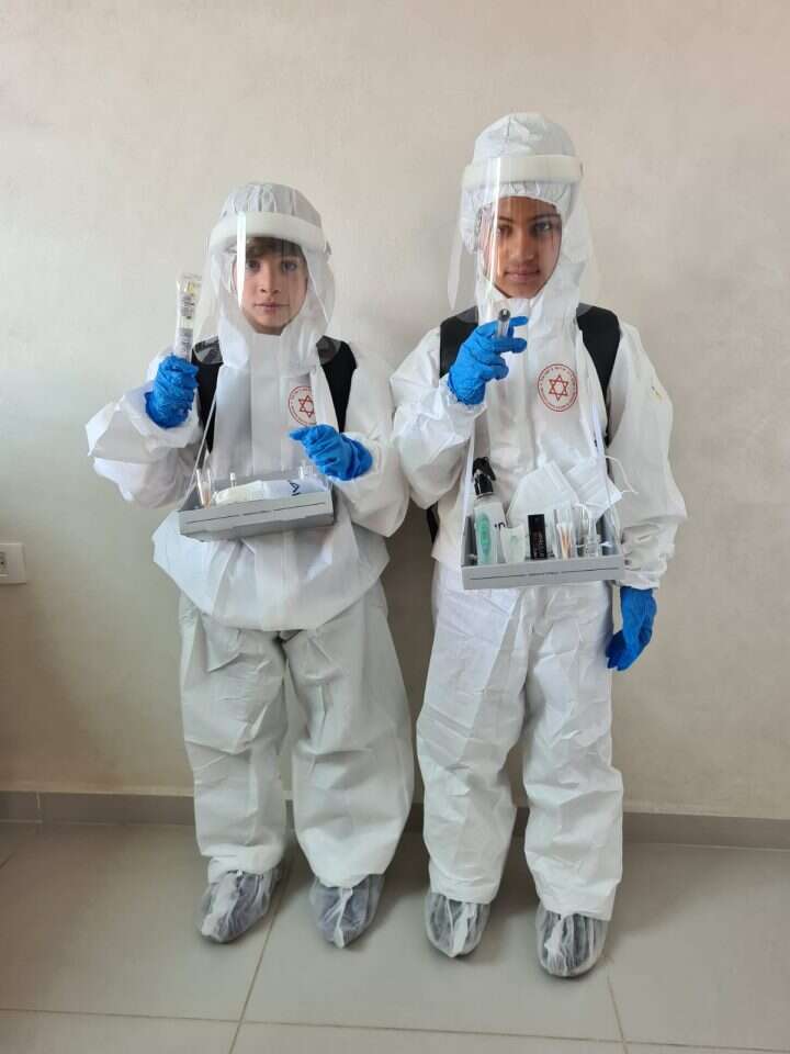 עידו גם זו לטובה ובן סטריקבסקי. | דוברות מד"א