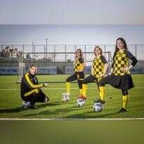 "יש אווירה מיוחדת אצלנו, ממש הרמוניה שאתה לא רואה הרבה בקבוצות כדורגל". | יונתן זינדל, פלאש 90 "יש אווירה מיוחדת אצלנו, ממש הרמוניה שאתה לא רואה הרבה בקבוצות כדורגל". | יונתן זינדל, פלאש 90