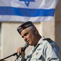 מורשת של עיקשות. אלמוז כראש המנהל האזרחי, 2013. | דודי ועקנין