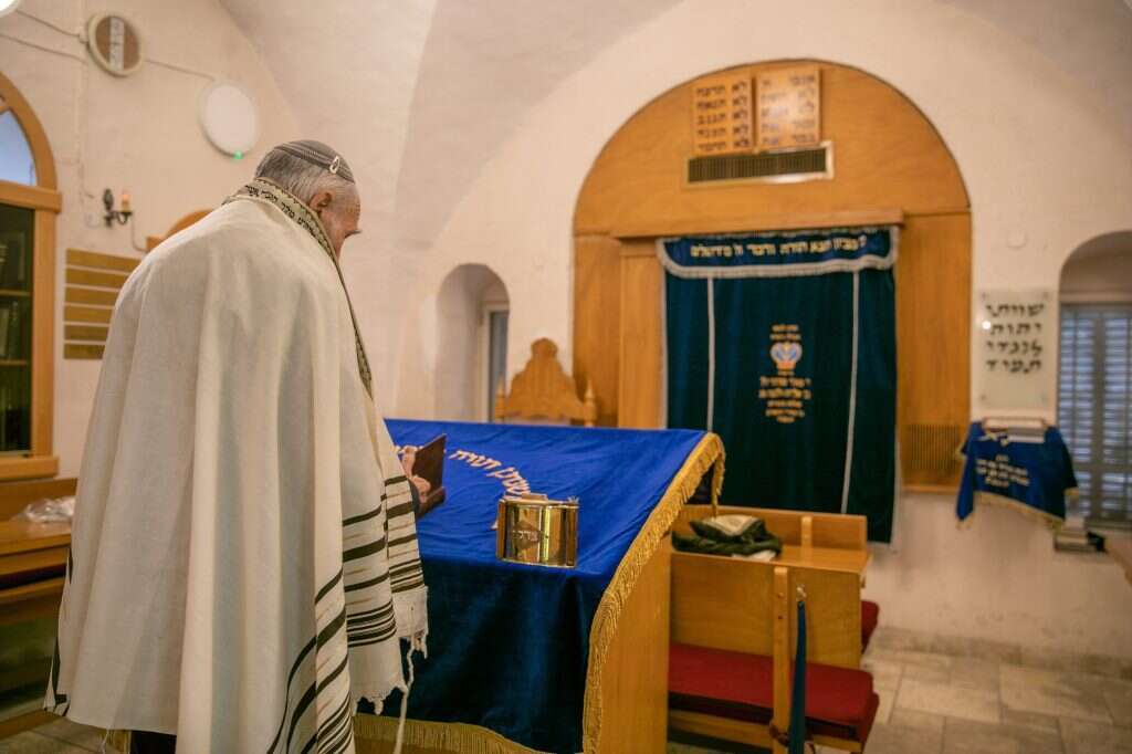 בית הכנסת העתיק, מוצא. | יוסי אלוני