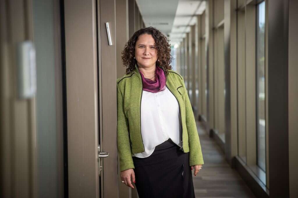 "אילו היו אומרים לי 'את לא יכולה לנהל בית חולים כי את מתעקשת לטגן שניצלים', הייתי בוחרת להיות בבית. זה לא קרה ולא יקרה". | יונתן זינדל, פלאש 90