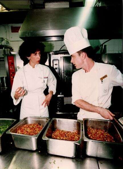 "אני רואה בעצמי חלוצה בכל מה שקשור לנשים מבשלות". גולד במטבח. | באדיבות המצולמת