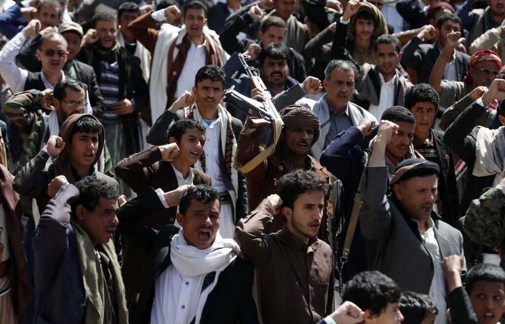 מפגינים חות'ים | EPA