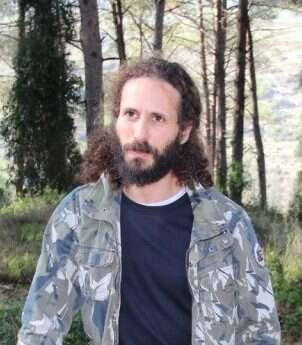 יוני בן־דור, אזור השרון, מדריך ב"שומרי הגן", מוזיקאי, הרבליסט. | רחלי מלק־בודה