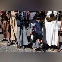 תושבי צנעא, בני ברית של ארגון החות'ים בתימן. | EPA