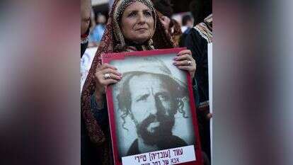 מחאה על היעלמות ילדי תימן, המזרח והלבקן, ירושלים, 2017. | יונתן זינדל/ פלאש 90