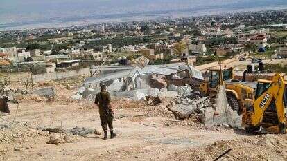 אכיפת בנייה בלתי חוקית על ידי המנהל האזרחי. ארכיון | דוברות מתפ"ש