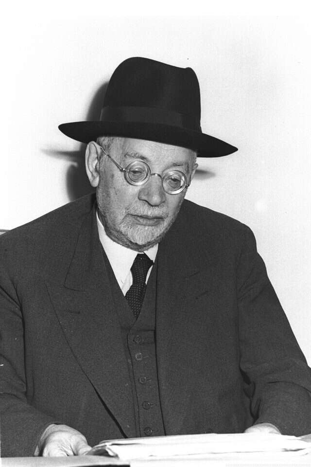 הרב יהודה לייב מימון, 1950. | דוד אלדן, לע"מ